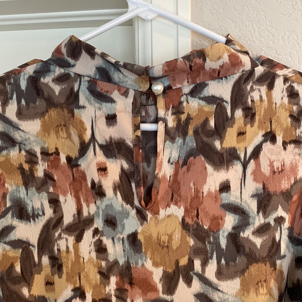 Blouse - Picture 3 of 5